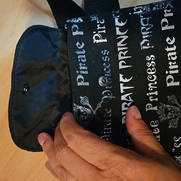 ❄️3 for $20❄️  pirate Princess fanny pack - Picture 4 of 9